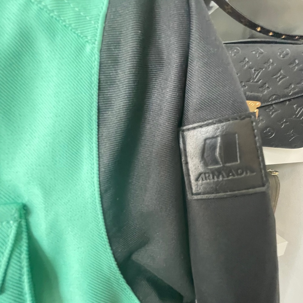 Snow jacket - Picture 2 of 5